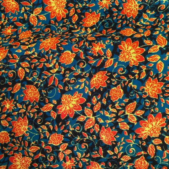 LulaRoe Randy Raglan Tee, Size 3XL, NWOT - Picture 2 of 3